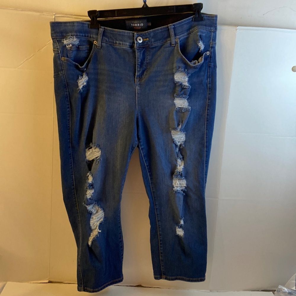 Torrid premium bombshell‎ skinny blue denim jeans size 22 distressed